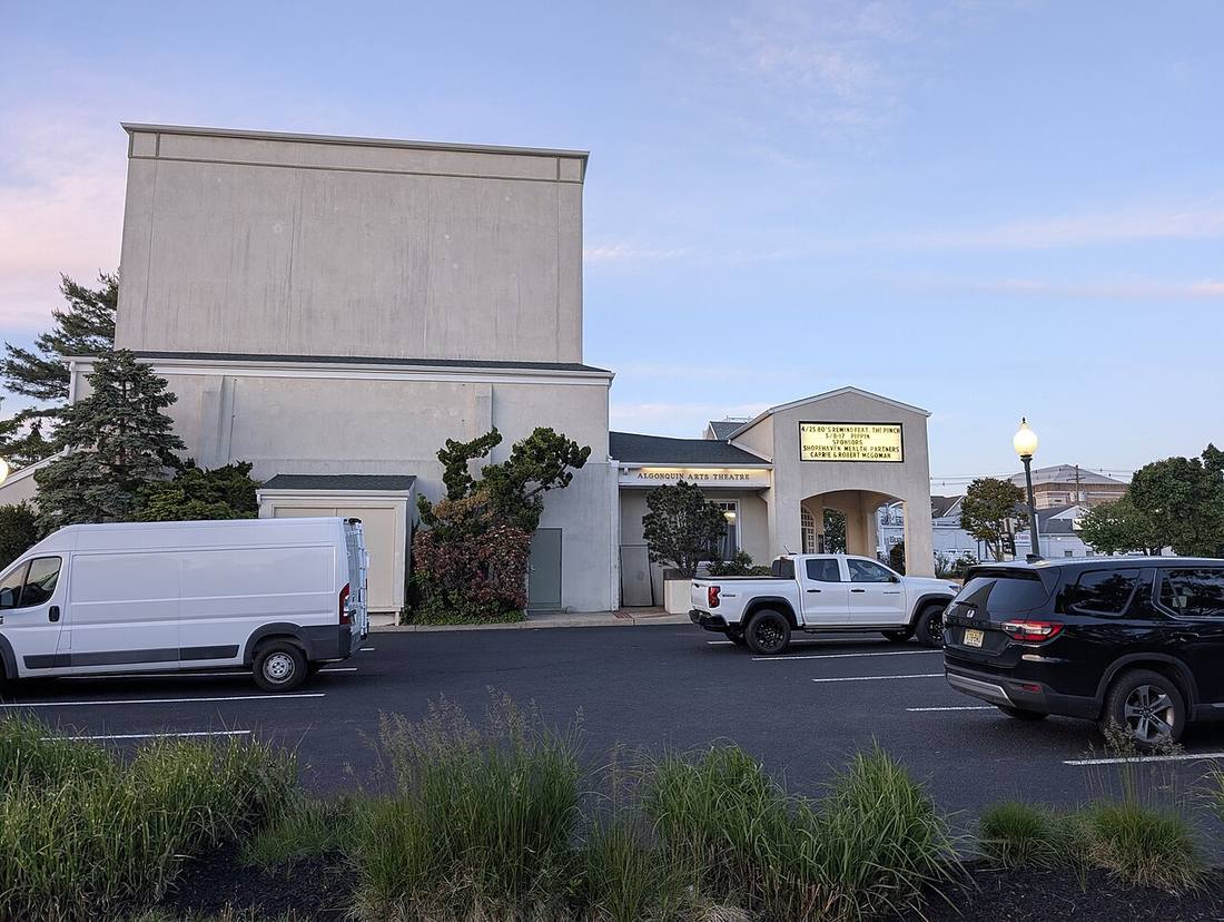 Algonquin Arts Theatre in Manasquan, New Jersey